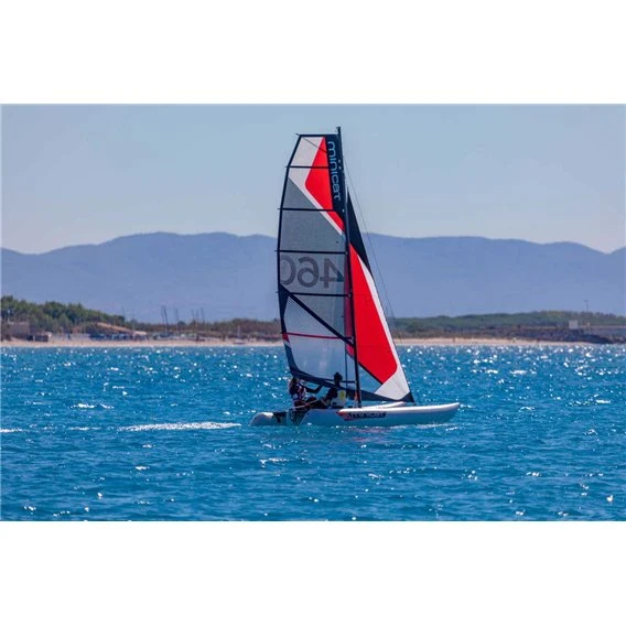 MiniCat 460 Elite Aufblasbarer Katamaran Mit Carbonmast Segelboot – Bild 2